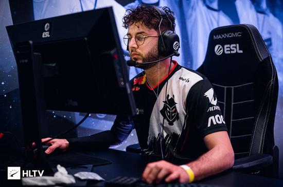 全新双模千帧电竞显示器AGON爱攻AGP277QK震撼上市